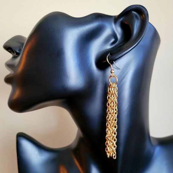 Fashion Jewelry Chain Earrings - Picture 2 of 3